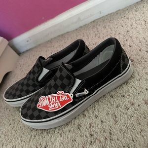 black and grey checkered slip on vans